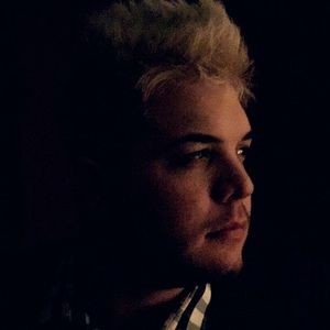 Meet your Posher, Christopher